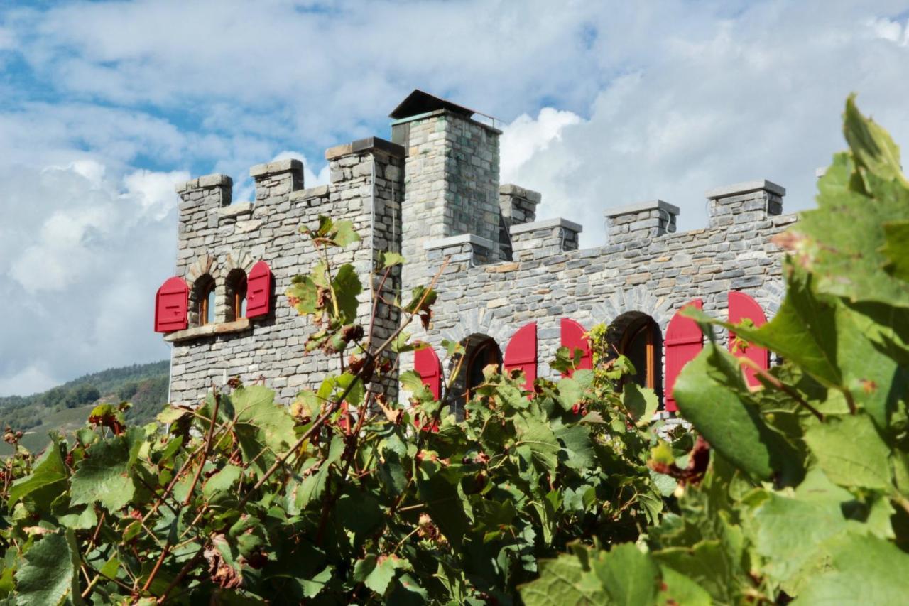 Castel De Daval Bed & Breakfast Sierre ภายนอก รูปภาพ