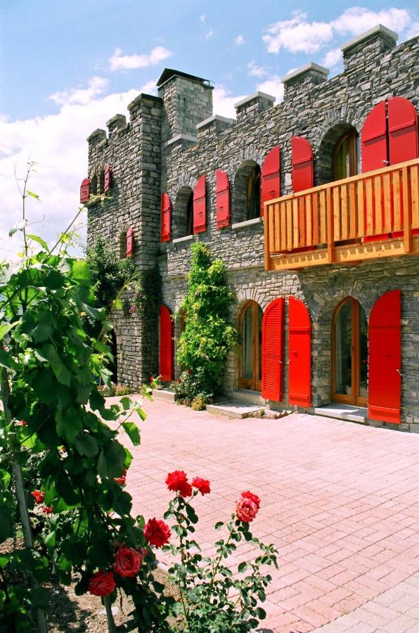 Castel De Daval Bed & Breakfast Sierre ภายนอก รูปภาพ