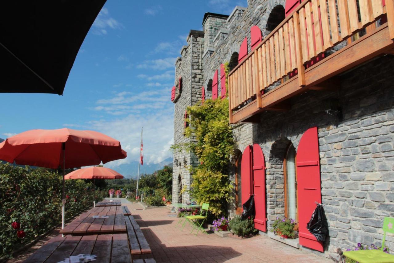 Castel De Daval Bed & Breakfast Sierre ภายนอก รูปภาพ
