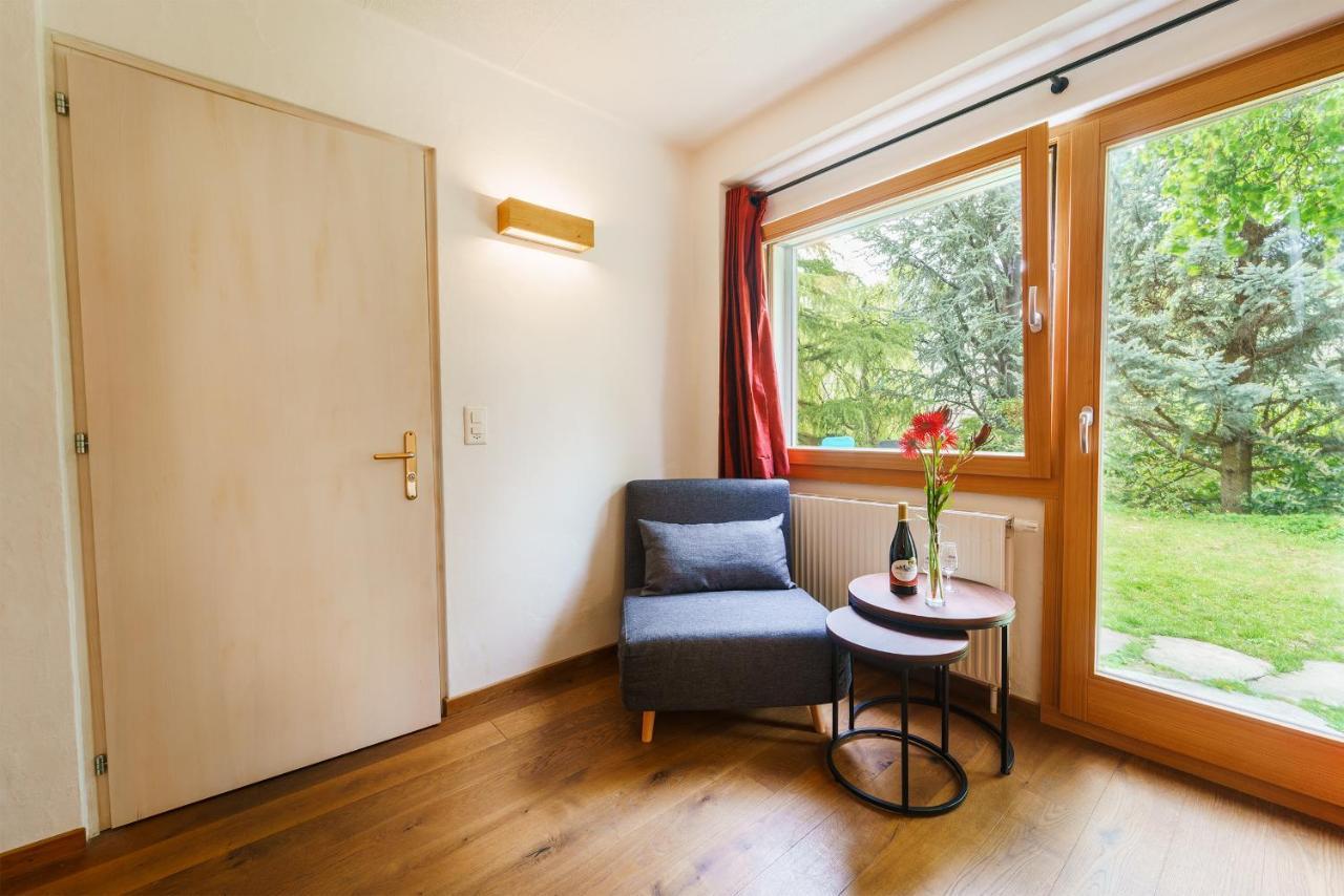 Castel De Daval Bed & Breakfast Sierre ภายนอก รูปภาพ