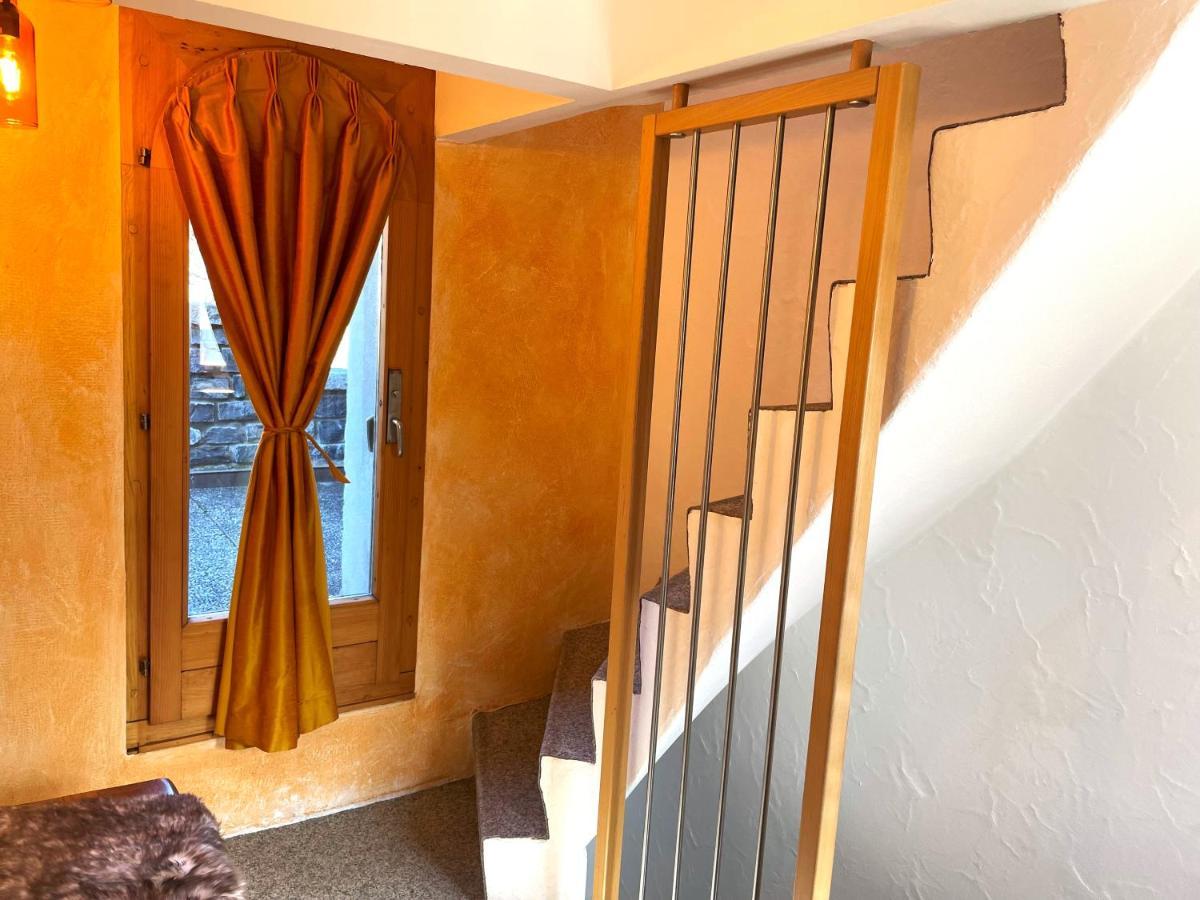 Castel De Daval Bed & Breakfast Sierre ภายนอก รูปภาพ